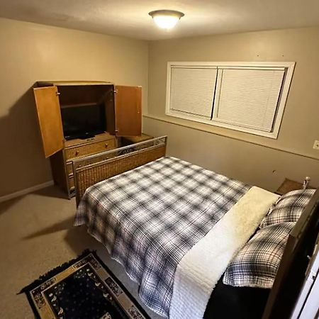 Centrally Located 2Br Spacious High-Speed Internet Анкоридж Экстерьер фото