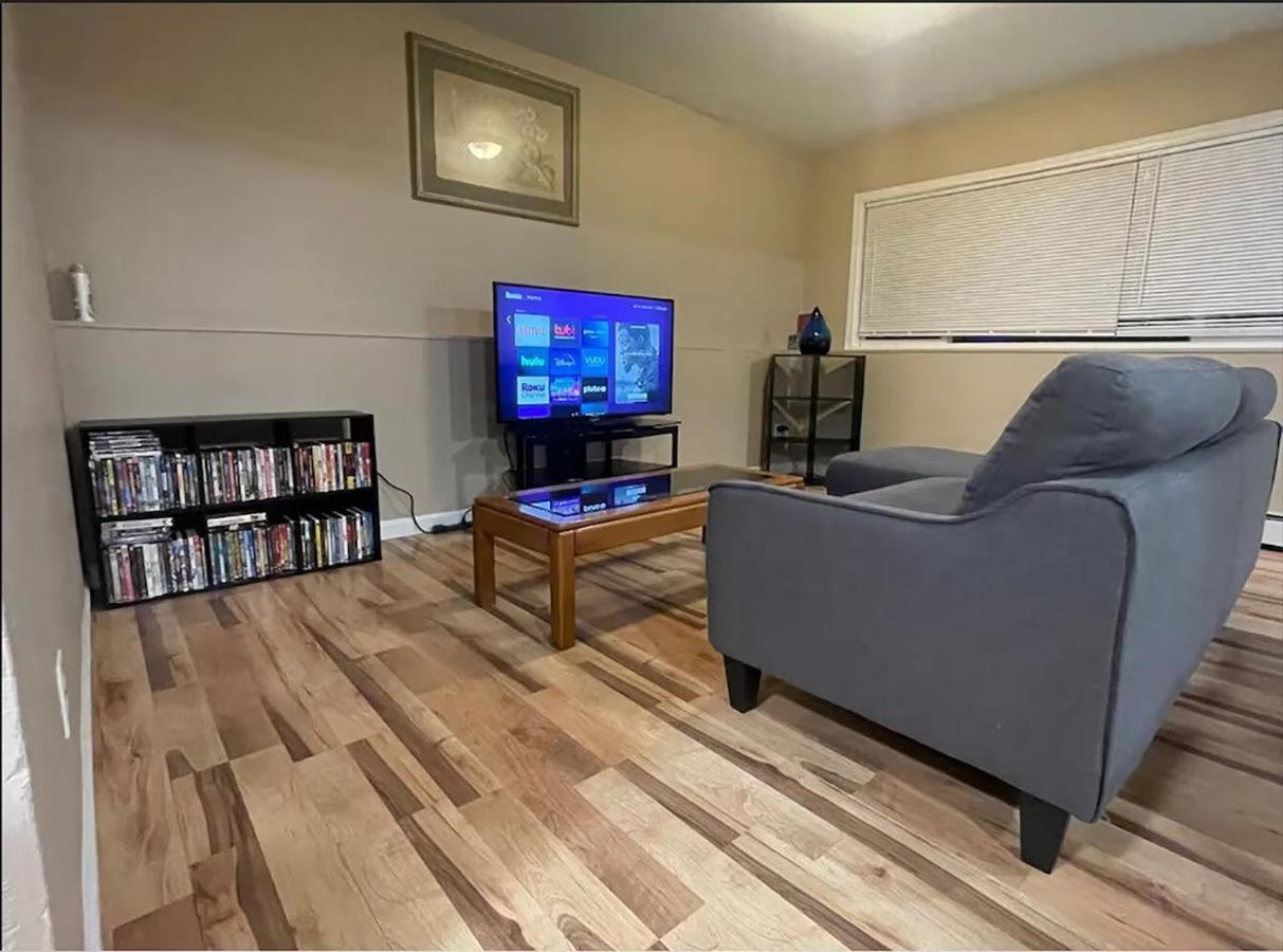 Centrally Located 2Br Spacious High-Speed Internet Анкоридж Экстерьер фото