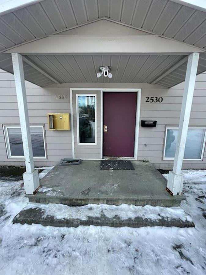 Centrally Located 2Br Spacious High-Speed Internet Анкоридж Экстерьер фото