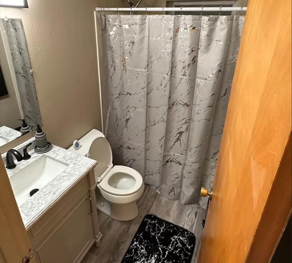 Centrally Located 2Br Spacious High-Speed Internet Анкоридж Экстерьер фото