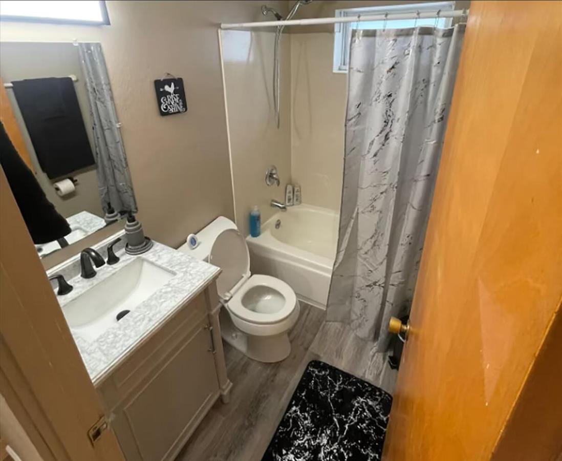 Centrally Located 2Br Spacious High-Speed Internet Анкоридж Экстерьер фото